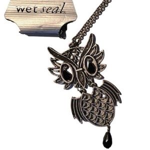 Wet Seal Owl Necklace - NEW - Approx 12” chain